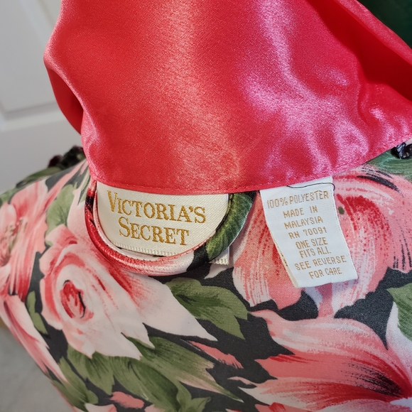 Vintage Gold Lable Victoria's Secret Satin Floral Robe in Pink and Green - Picture 5 of 5